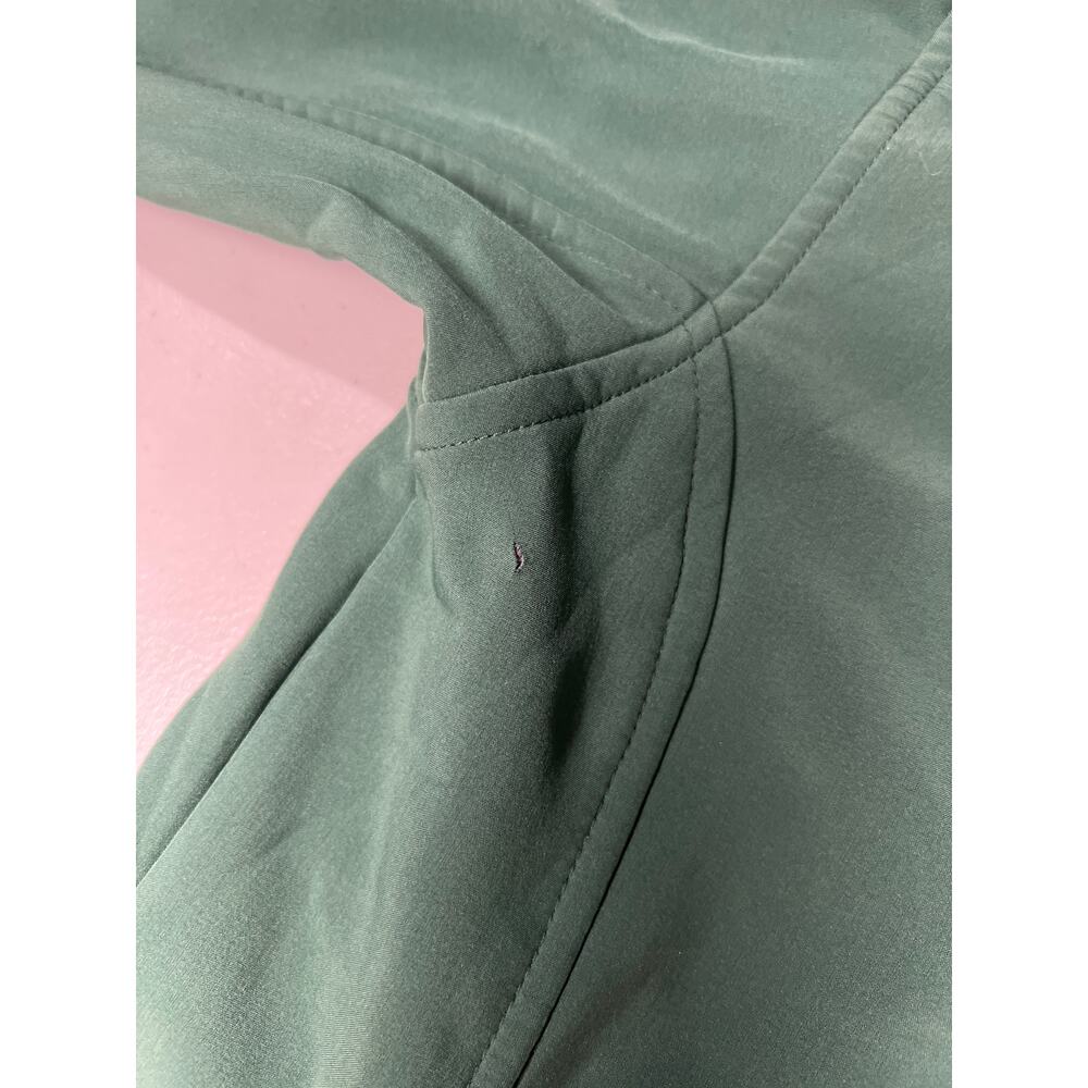 NHL Minnesota Wilds Hockey Green Zip Up Sweater Large |Minor Armpit Split - Picture 5 of 6